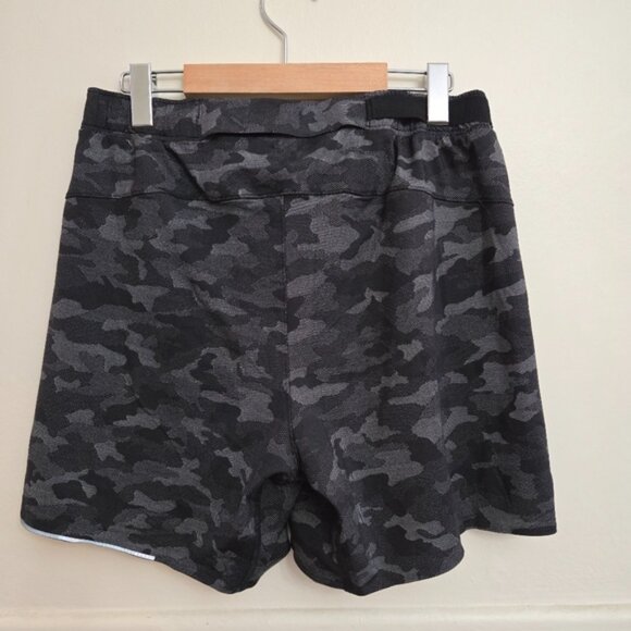 Lululemon Surge Short 6" Variegated Mesh Camo Black - Picture 5 of 10